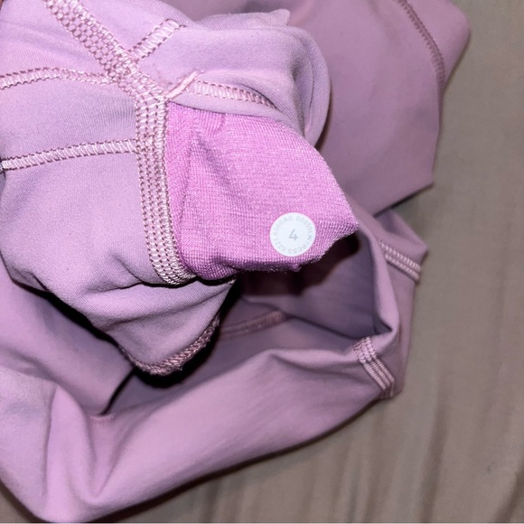 Lululemon biker shorts - Picture 4 of 5